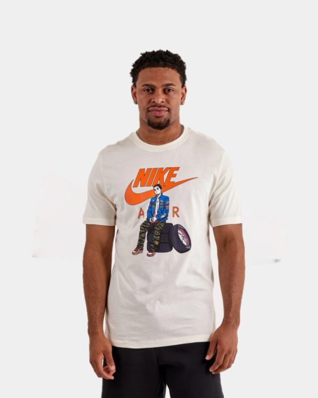 NIKE GRAPHIC TEE NIKE