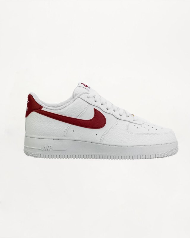 AIR FORCE 1 07 WHITE TEAM RED NIKE
