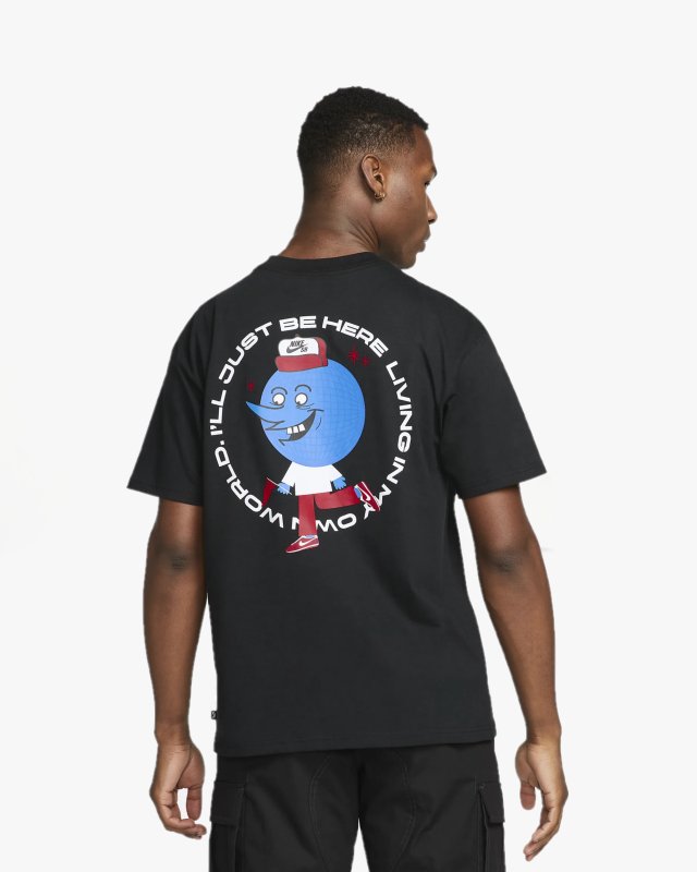 M NK SB TEE GLOBE GU NIKE