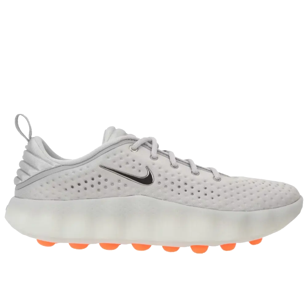 Nike Mind 002  