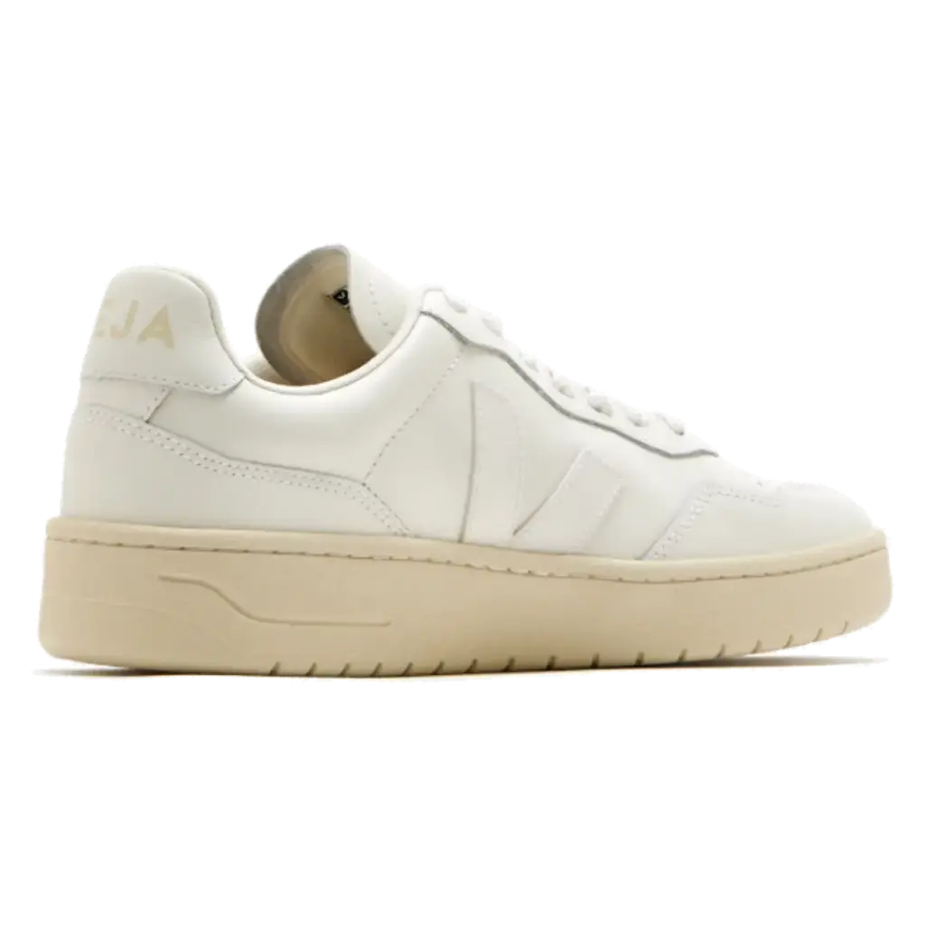 Veja V-90 O.T Leather Extra White 