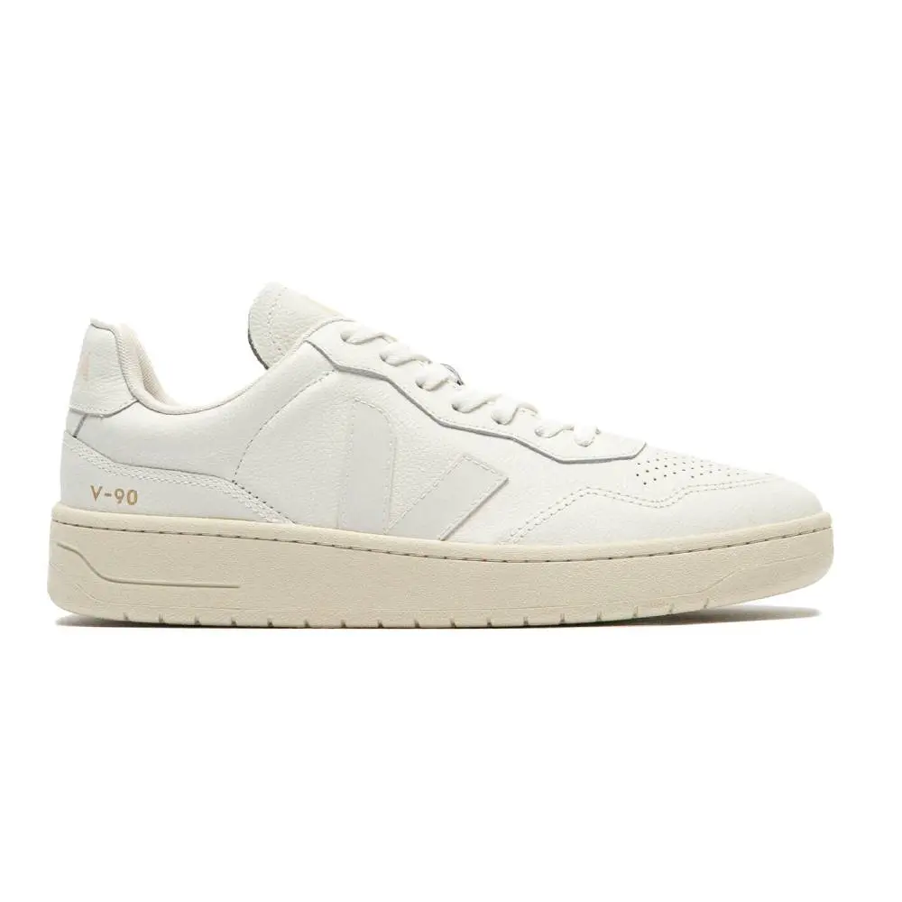 Veja V90 Extra White