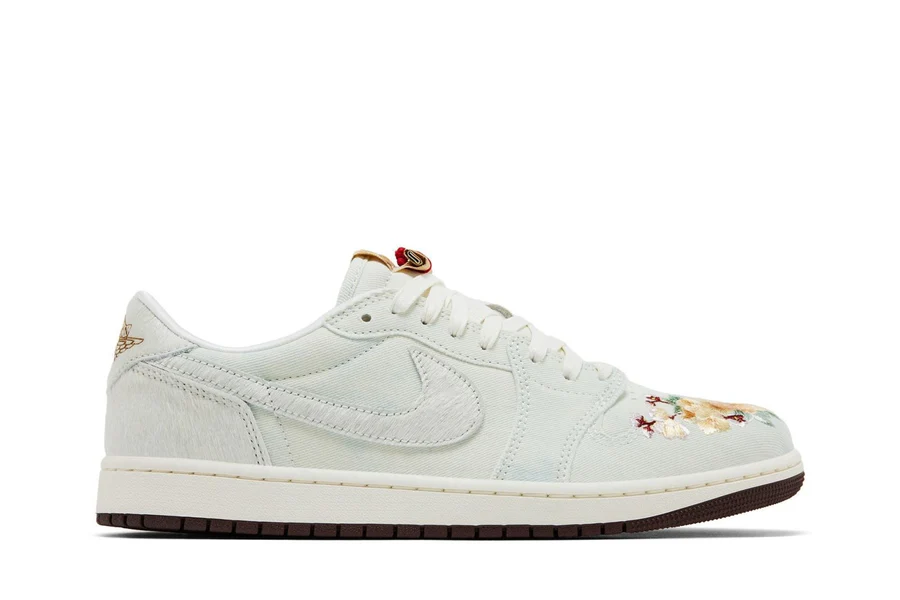 Jordan 1 Retro Low OG Football Grey Sail Light Chocolate
