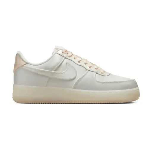 [HQ3762 133] Nike Air Force 1 ´07 LV8
